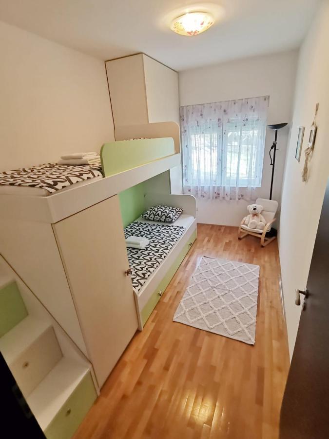 Apartman Pejic Podstrana Eksteriør bilde