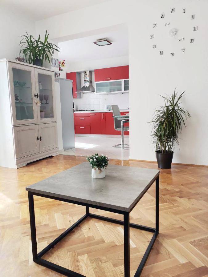 Apartman Pejic Podstrana Eksteriør bilde